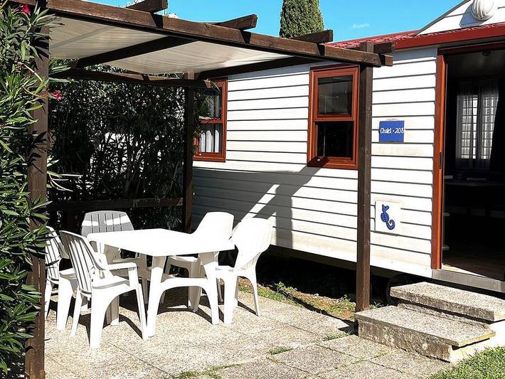 Wohnwagen für 4 Personen, mit Kinderpool am Gardasee - 2