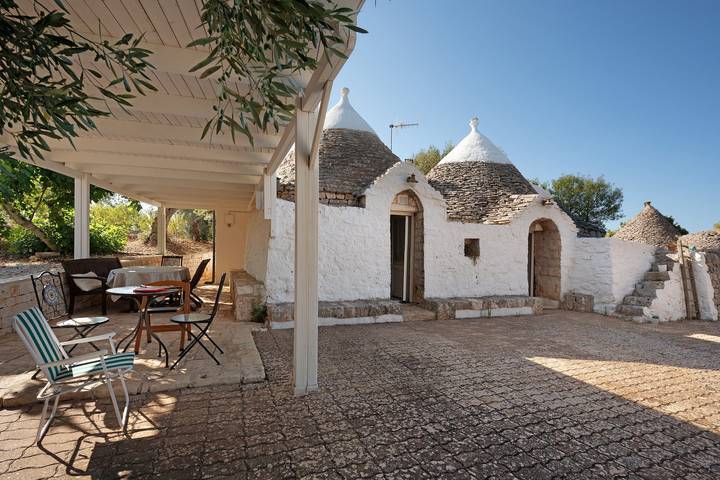 Casa vacanza per 4 persone, con giardino a Castellana Grotte