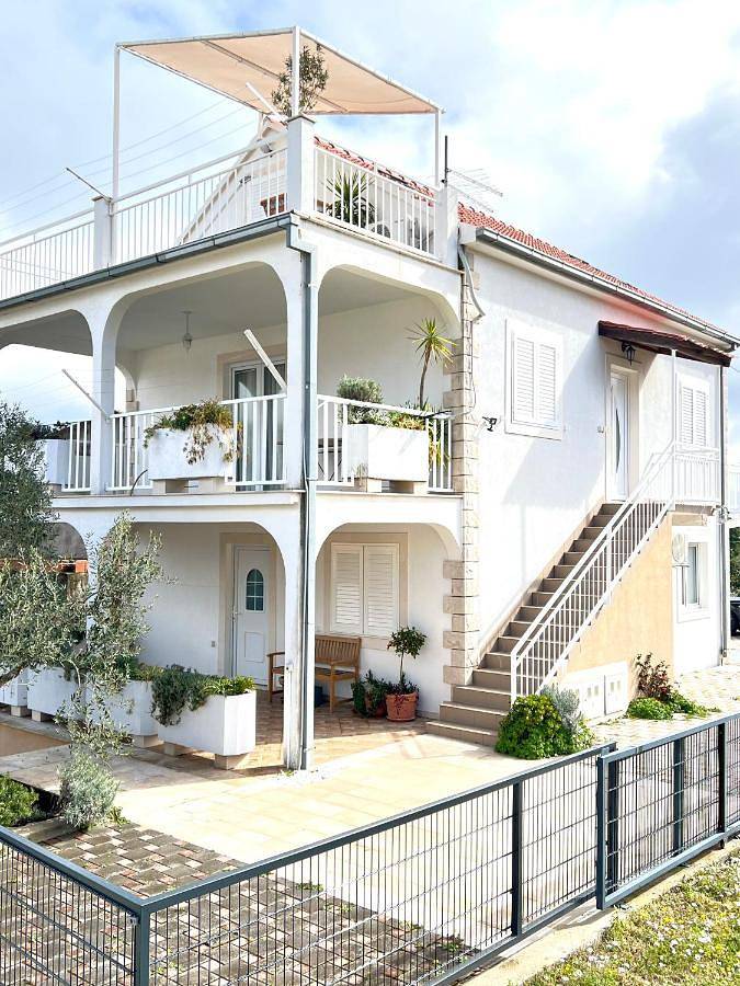 Apartament wakacyjny dla 2 osób, z taras i ogród oraz widok w Miasto Korcula