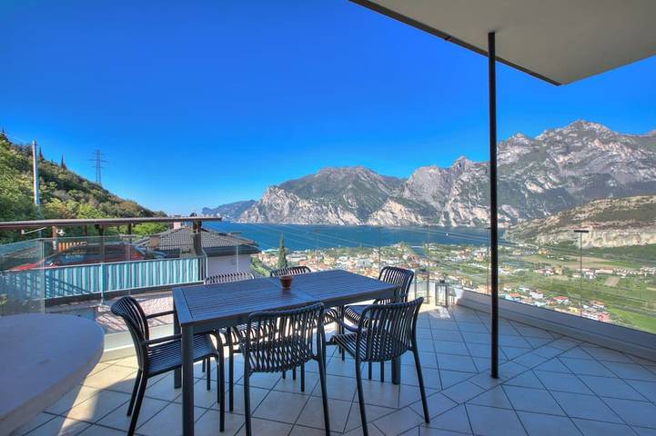 Villa für 7 Personen, mit Balkon, mit Haustier