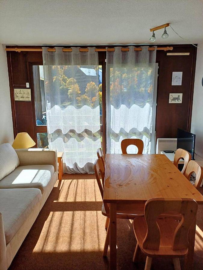 Gîte pour 6 personnes, avec vue et terrasse, animaux acceptés à Saint-Agnan-en-Vercors - 2