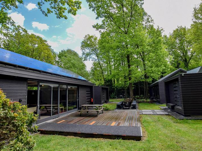 Vakantiehuis voor 16 personen, with Terras and Tuin as well as Sauna in Haaren
