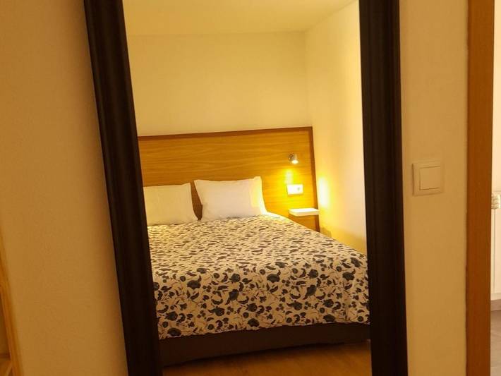 Location de vacances pour 6 personnes, avec terrasse ainsi que piscine et jardin à Bragança - 4