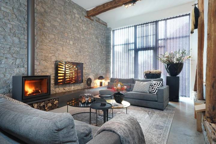 Location de vacances pour 5 personnes, avec vue et jardin dans Heure