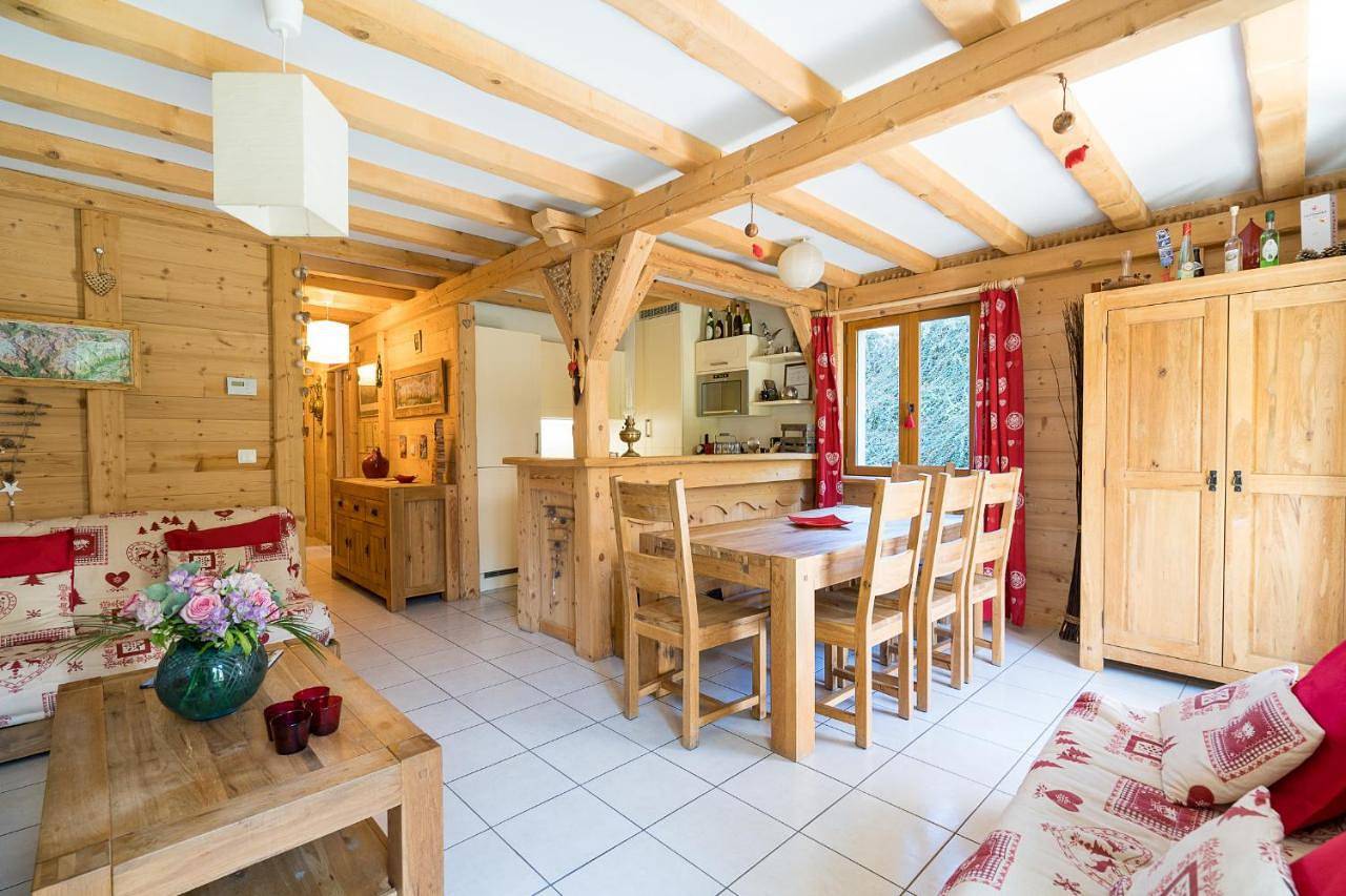 Appartement entier, Two-Bedroom Apartment in Saint-Gervais-les-Bains, Pays du Mont-Blanc