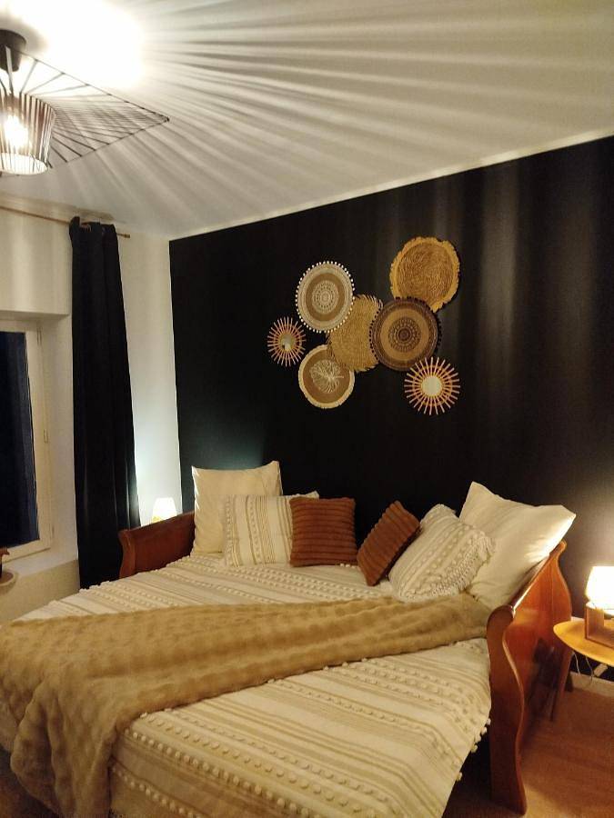 Chambre d’hôte pour 2 personnes, avec Terrasse ainsi que Jardin et Vue à Chissey-en-Morvan