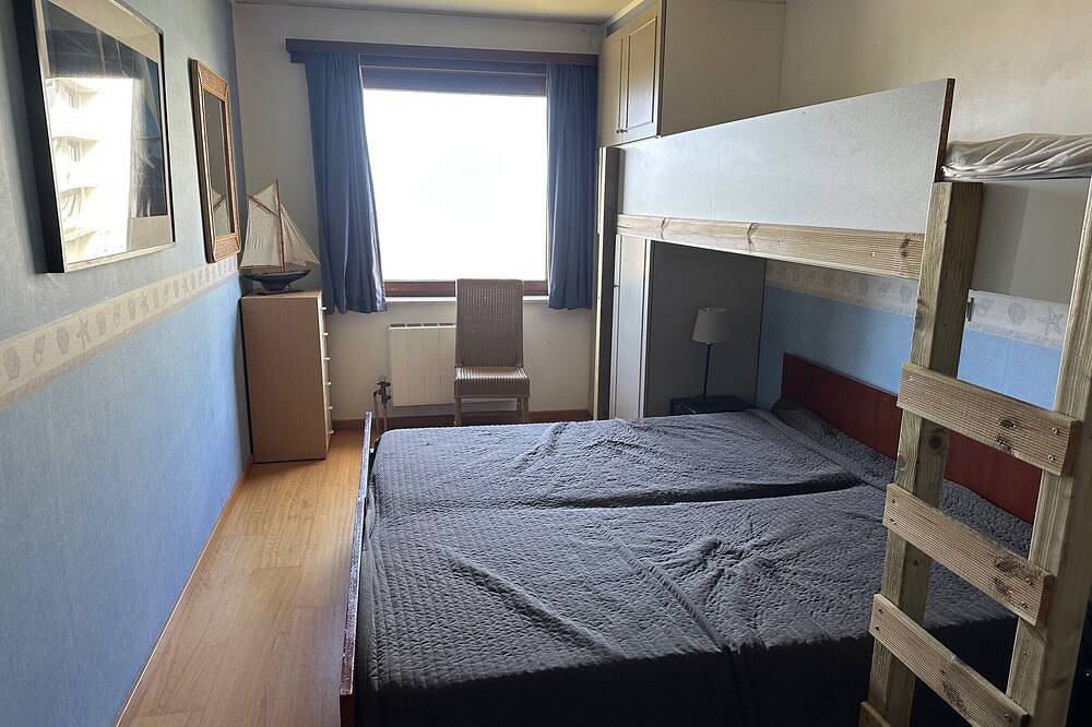 Entire apartment, Breathtaking view of the dunes and the sea in De Panne, Belgian Coast