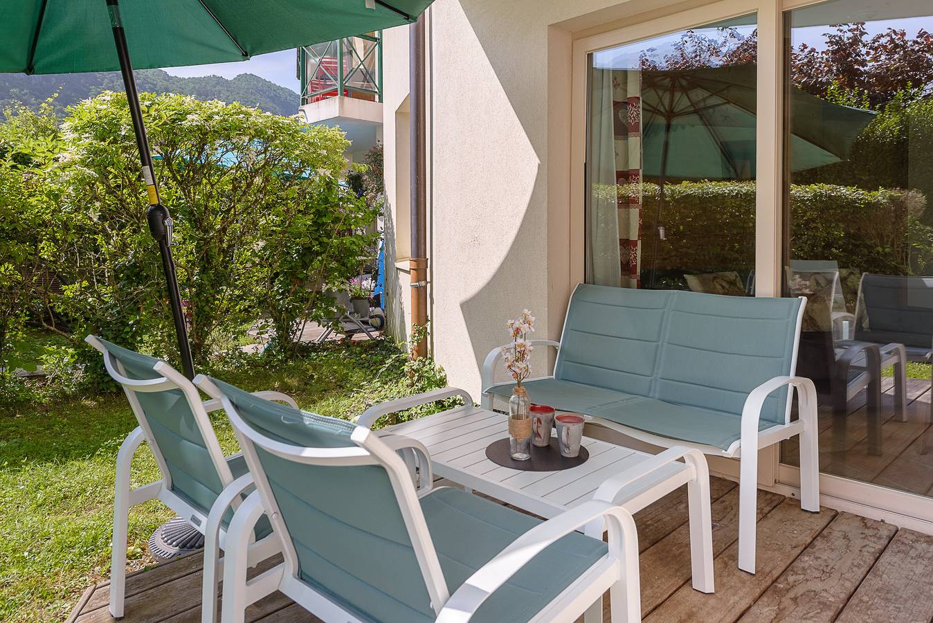Estudio entero, Baie Des Voiles - #10 Grand Studio rez de jardin in Duingt, Bauges