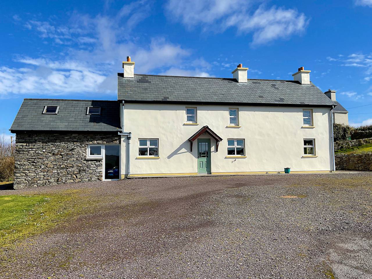Rhea Holiday Home Bantry in Sheepshead, County Cork
