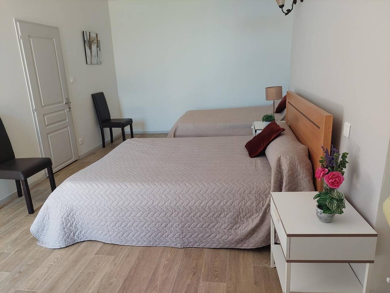 Maison de vacances 'Gîte La Chartrouille' avec terrasse privée, jardin privé et Wi-Fi in Allassac, Région de Brive-la-Gaillarde