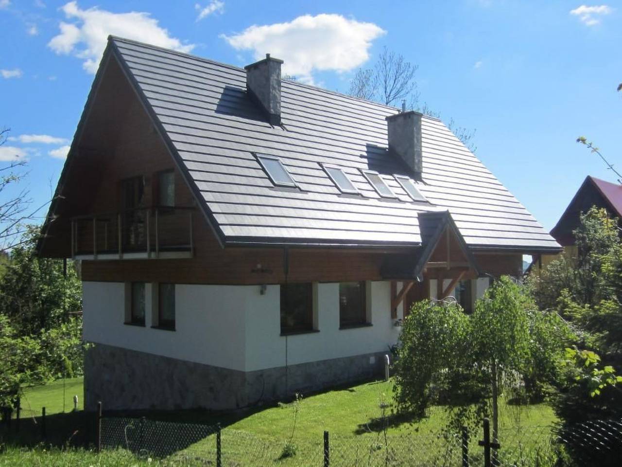 In den Bergen, Villa mit Panoramaterrasse in Zwardoń, Carpates (Pologne)