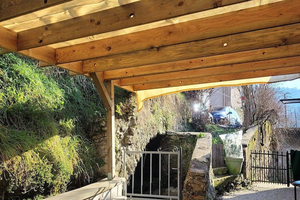 Gite du Maquis, very comfortable accommodation, pets welcome. in Cahors, Quercy