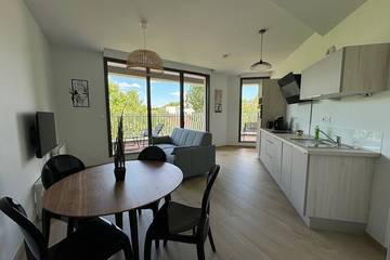 Gîte pour 4 personnes, avec terrasse dans Thermes de Royat Chamalières