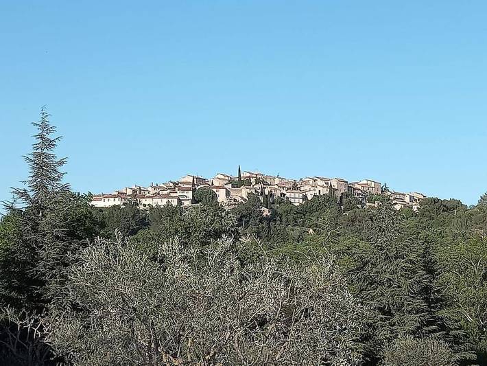 Location de vacances pour 5 personnes, avec Balcon ainsi que Terrasse et Vue à Grambois