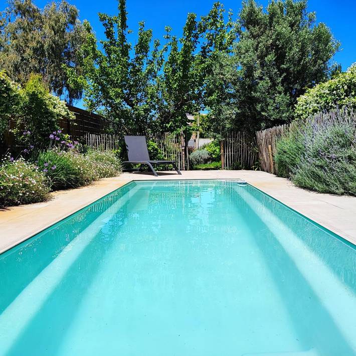 Gîte pour 6 personnes, avec piscine et balcon - 1