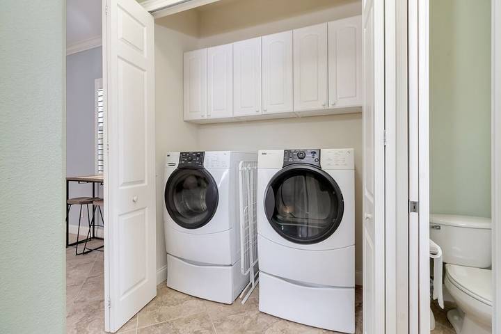 Vacation rental for 10 people, with yard and hot tub in Manasota Key