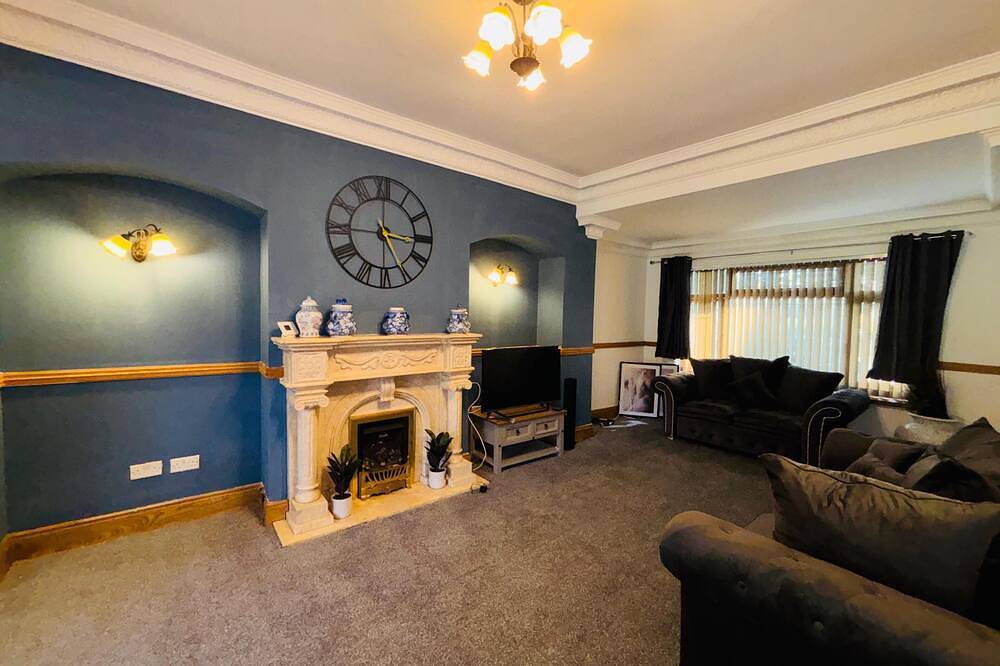 Comfy 5-bedroom House in Swansea; great for families, friends, tourists, workers in Swansea, Región de Swansea