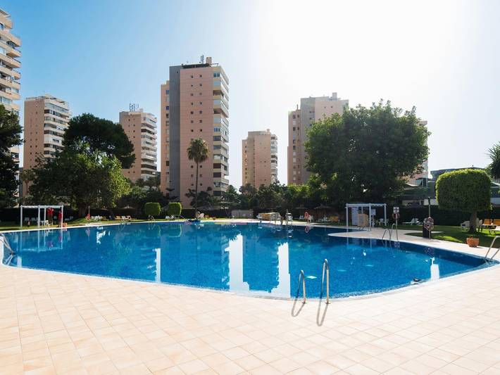 Entire holiday apartment, Magic of the ocean, Front Line Beach Apartment in Playa de Playamar, Torremolinos