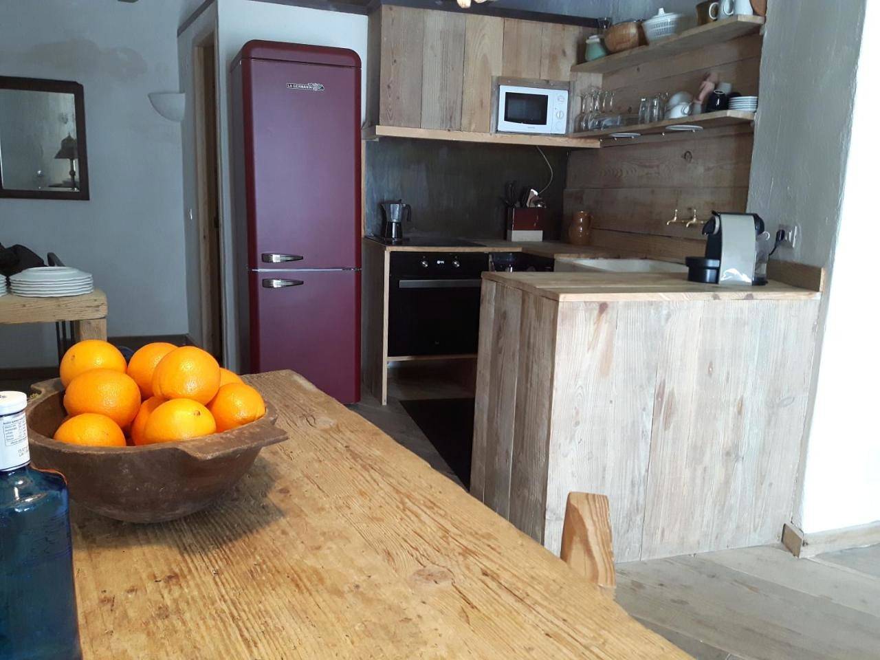 Entire apartment, Apartment with Sea View in Platja des Poal (Cadaques), Cadaques
