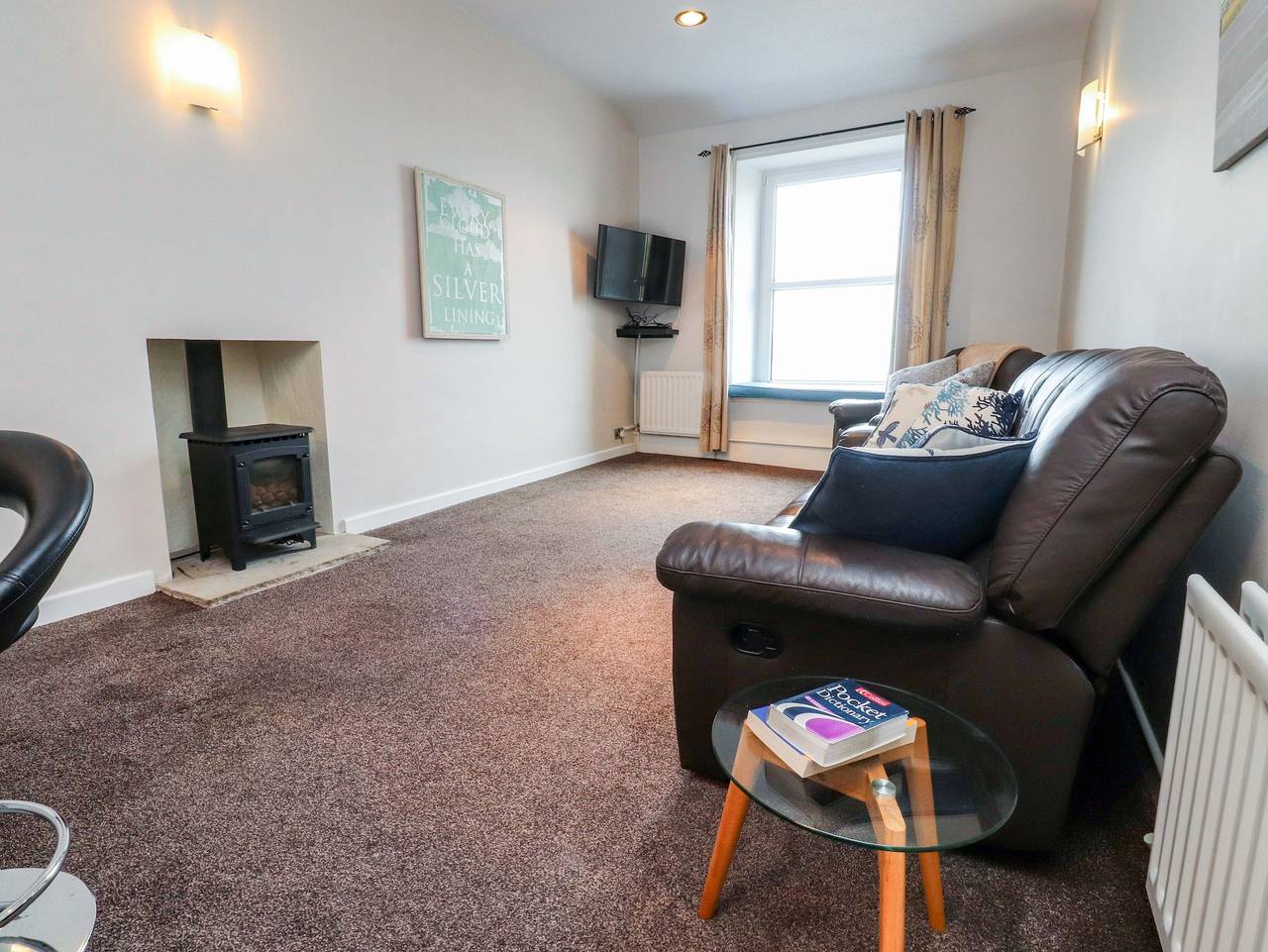Entire apartment, Flat 2, Dorstan in Arnside, Lake District