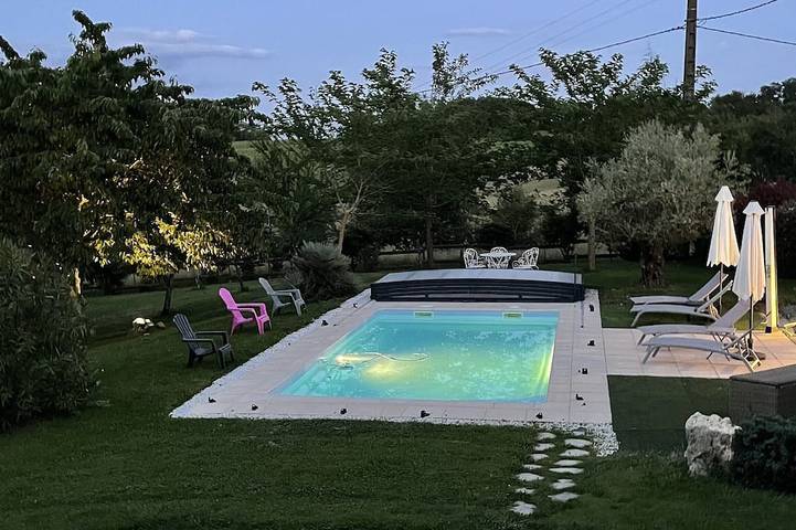 Location de vacances pour 6 personnes, avec Terrasse et Jardin à Bascous
