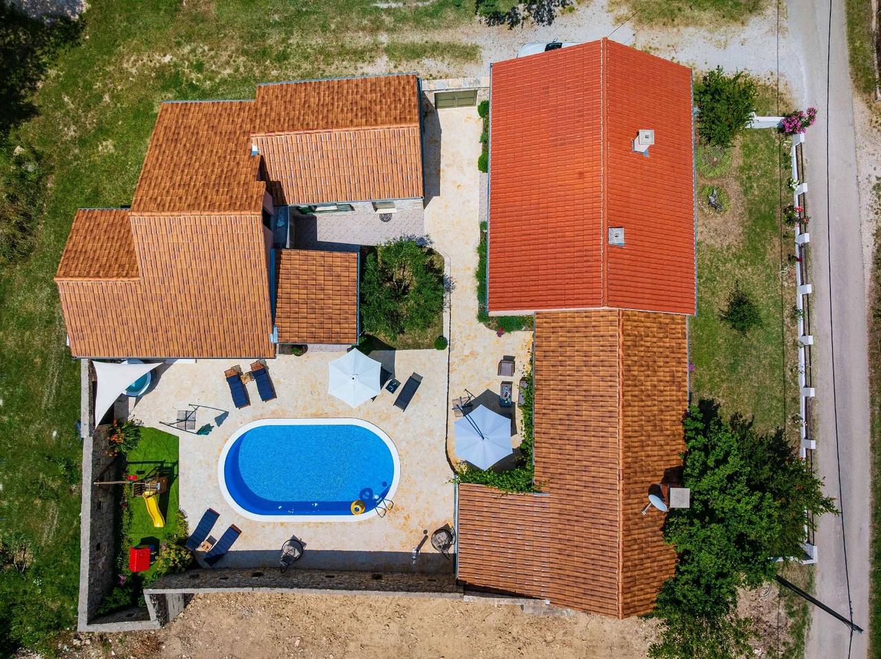 4-Zimmer-Haus mit Terrasse Benkovac, Zagora K-25209 in Šopot, Grad Benkovac