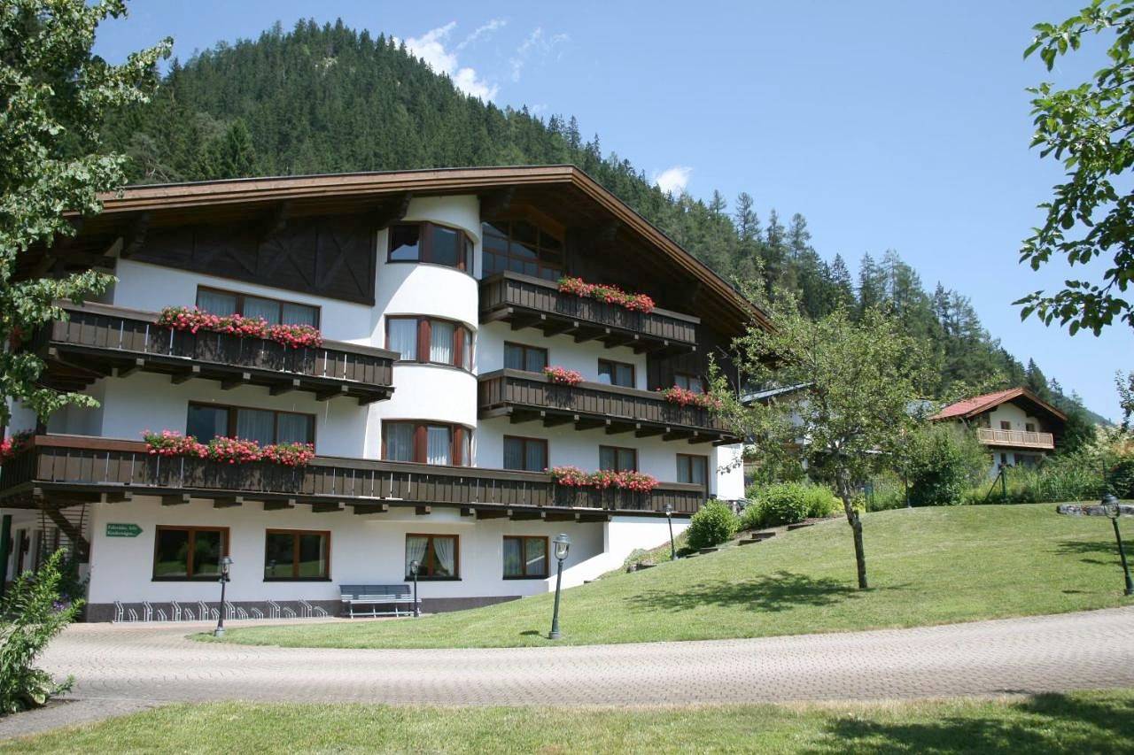 Ganze Wohnung, Haus Montana in Untergiblen, Elbigenalp