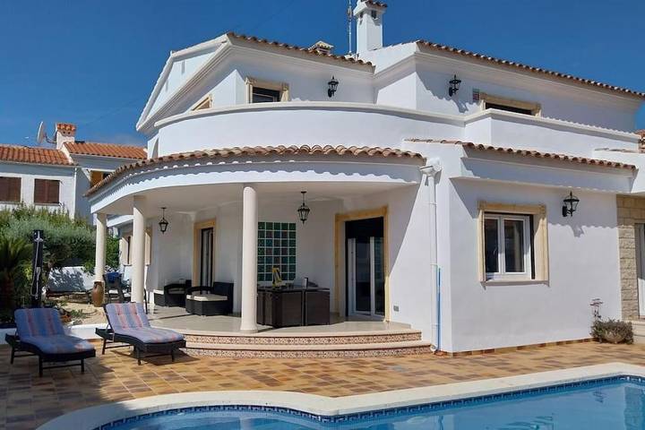 Casa rural para 11 personas, con terraza además de vistas y piscina en Alcalá de Chivert