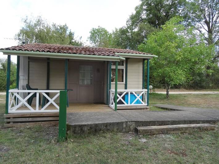 Location de vacances pour 4 personnes, avec vue ainsi que terrasse et piscine à Rocamadour - 3