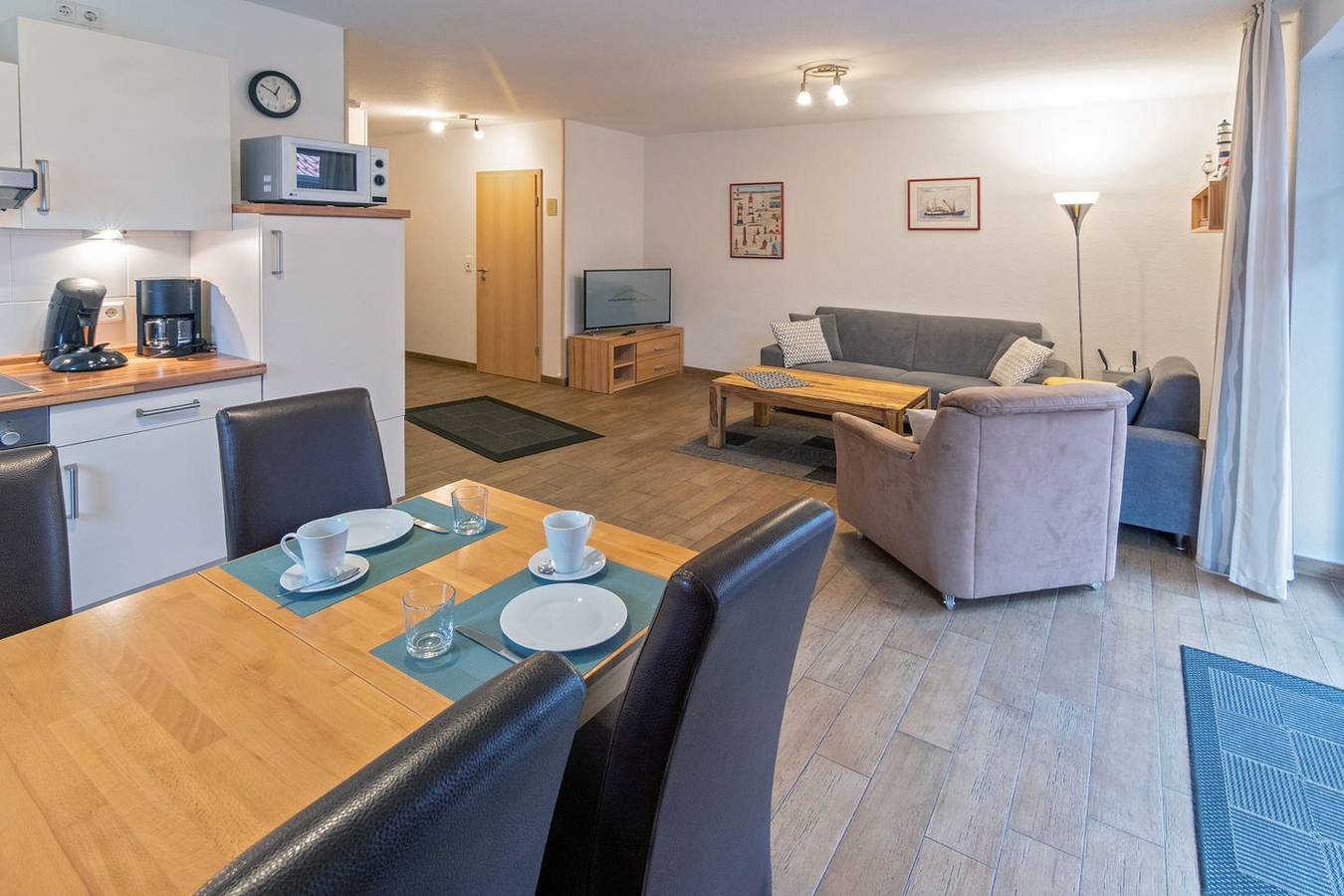 Ganze Wohnung, Moderne Ferienwohnung mit Terrasse und hochwertiger Ausstattung in Norddeich in Strand Norddeich, Norddeich