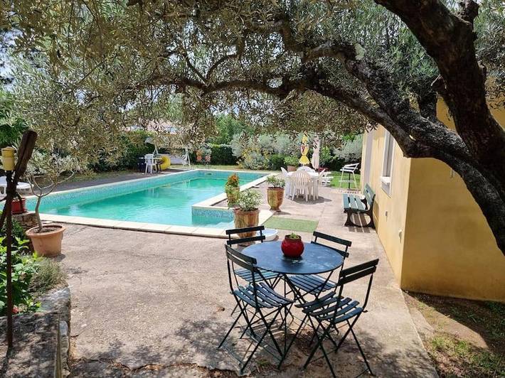 Location de vacances pour 4 personnes, avec terrasse ainsi que piscine et jardin dans La Ceze La Roque Sur Ceze - 2