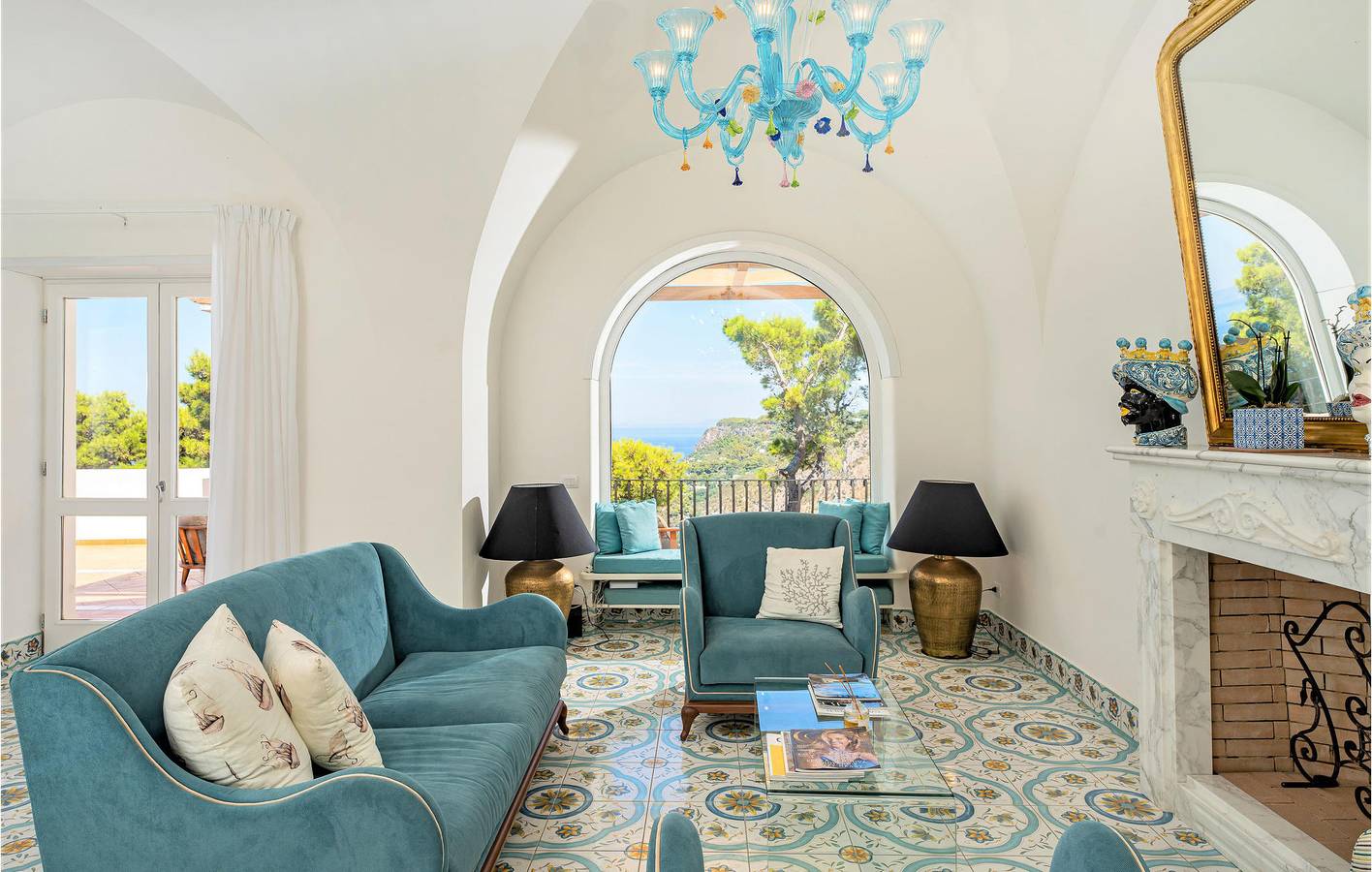 Appartamento vista mare con piscina e parcheggio, Capri in Anacapri, Napoli e dintorni