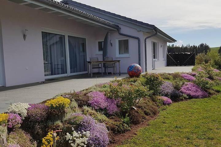 Ferienhaus für 5 Personen, mit Terrasse und Garten sowie Ausblick in Herrischried
