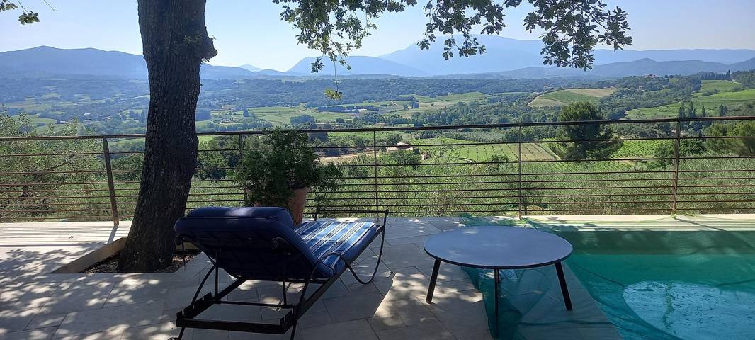 Le Cabanon in Mirabel-aux-Baronnies, Nyons region
