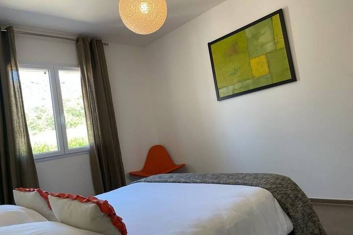 Location de vacances pour 8 personnes, avec terrasse et jardin à Oletta - 3