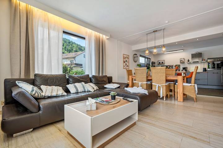 Ferienwohnung für 8 Personen, mit Garten