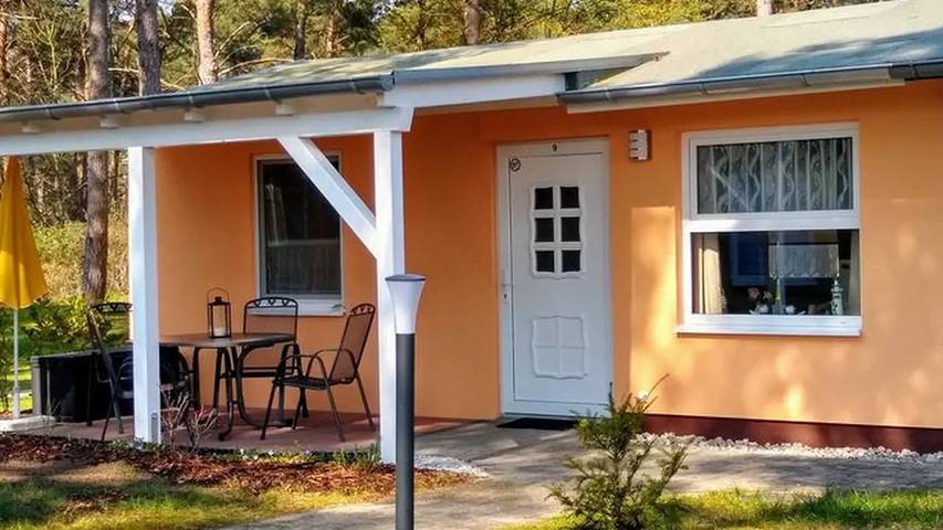 Ferienhaus für 4 Personen, mit Terrasse und Garten in Zinnowitz