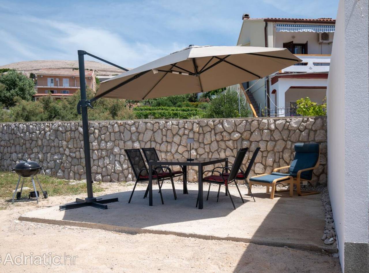 Ferienhaus für 6 Personen mit Garten in Zubovići, Pag