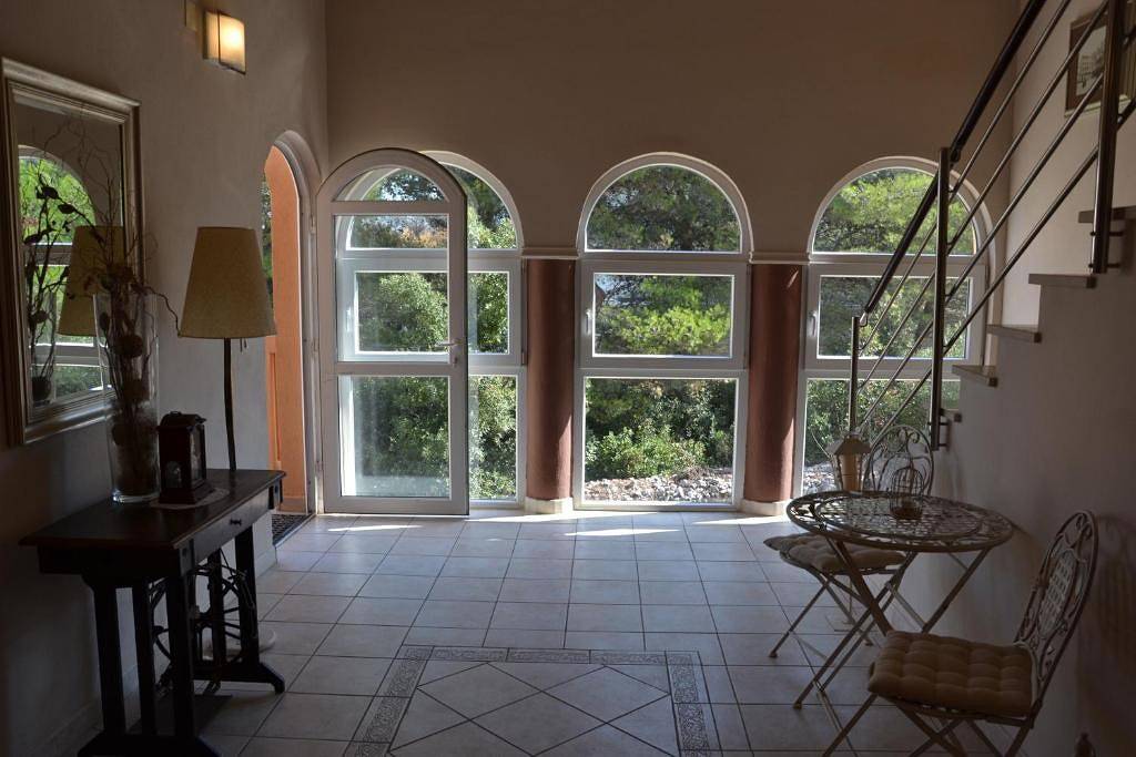 Ganze Wohnung, Studio Kodzoman No.2 with a balcony in Sibenik, Šibenik-Knin