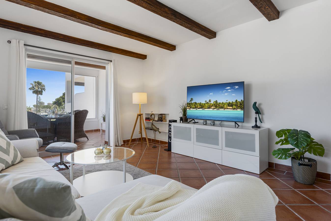 Entire apartment, Casa Primavera in Nueva Andalucia Golf Valley, Marbella