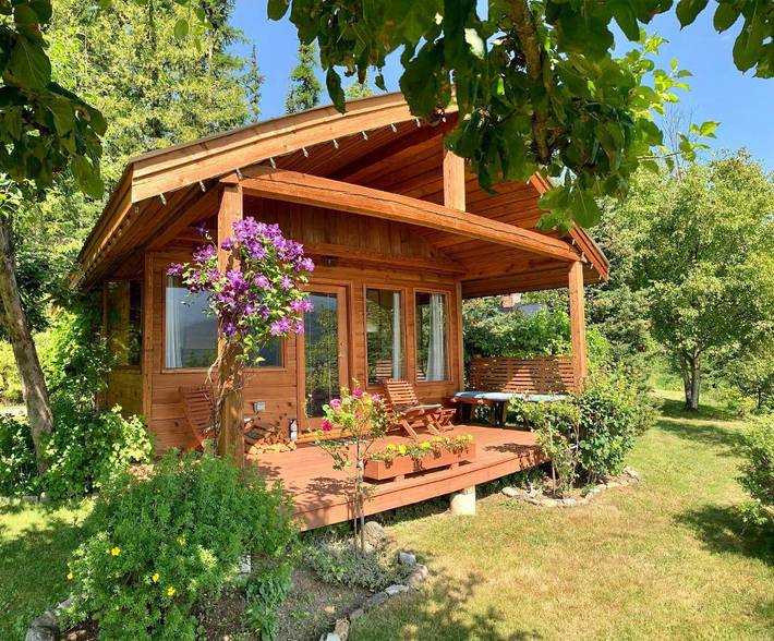 Ferienhaus für 2 Personen, mit Garten und Ausblick sowie Seeblick in British-Columbia
