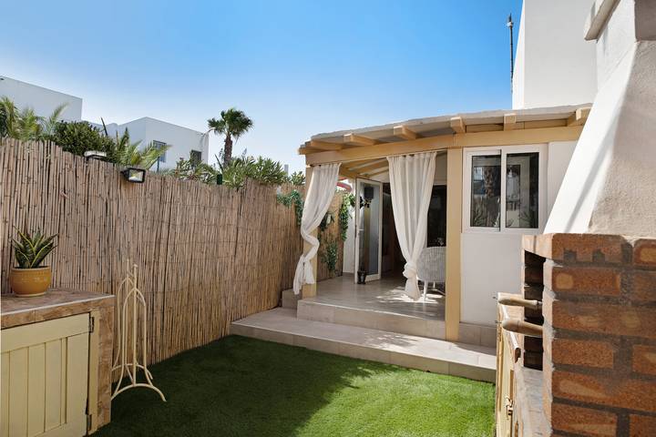Gîte pour 4 personnes, avec jardin à Playa Blanca - 2