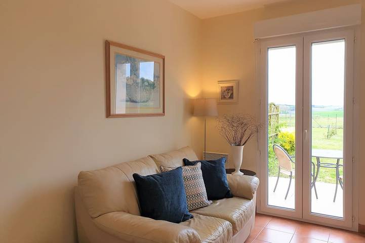 Location de vacances pour 2 personnes, avec terrasse et jardin à Étaules - 4