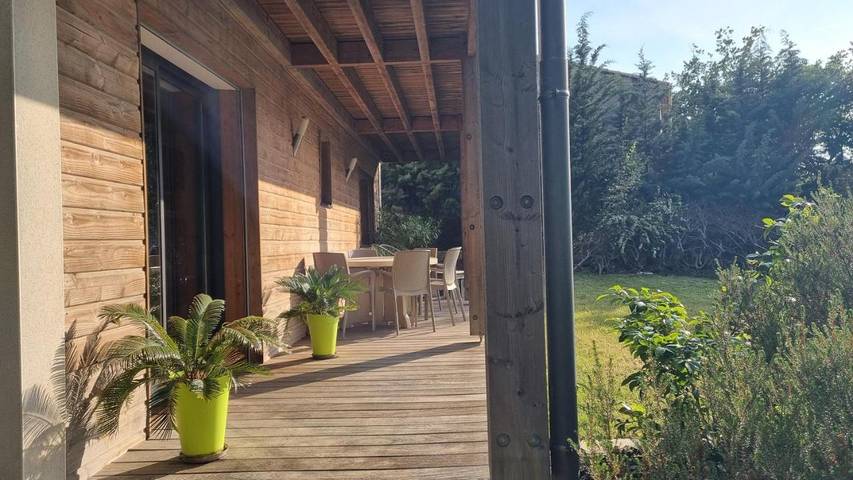 Gîte pour 6 personnes, avec jardin et vue à Rousset - 3