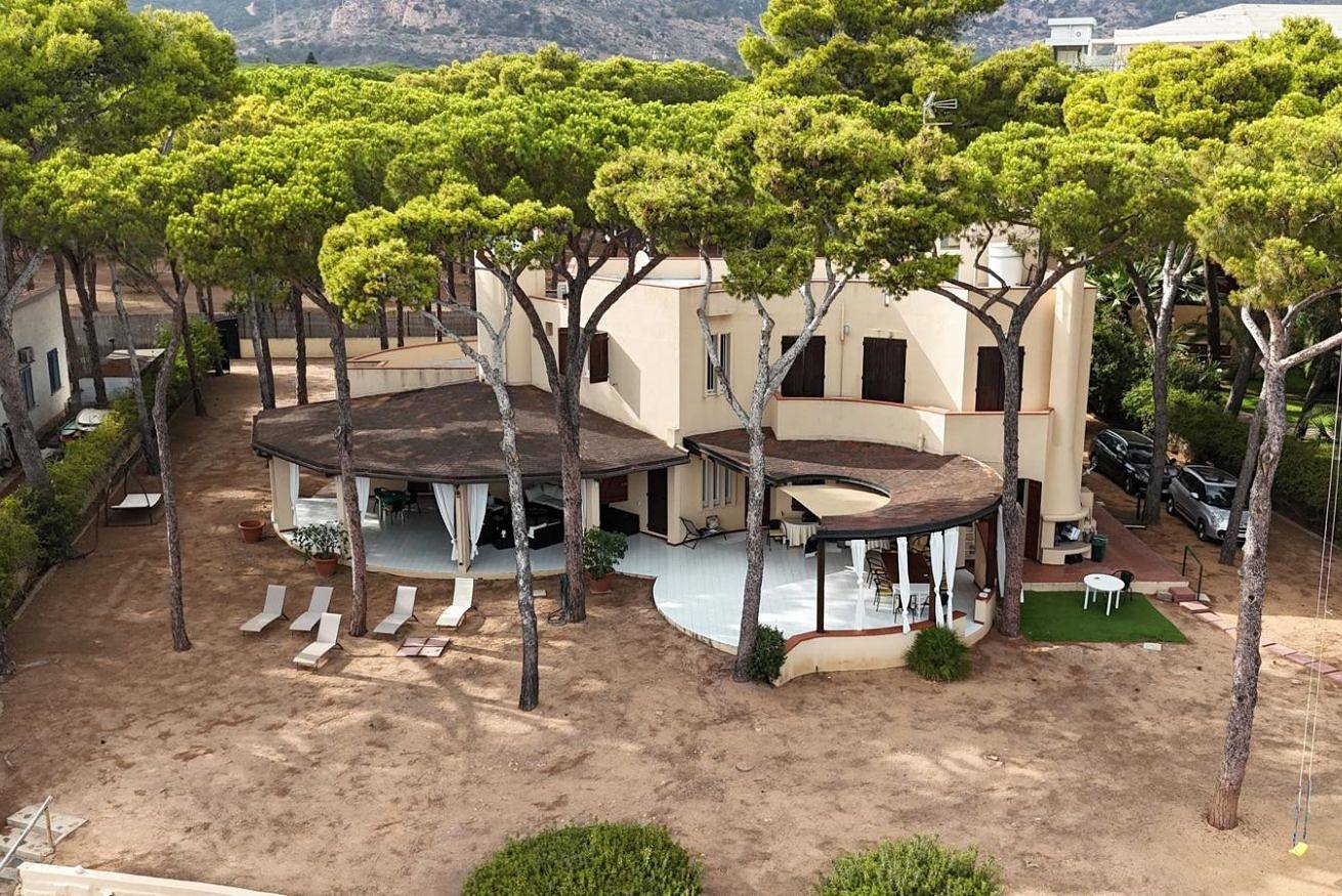 Villa Fernanda in Santa Margherita di Pula, Pula e dintorni