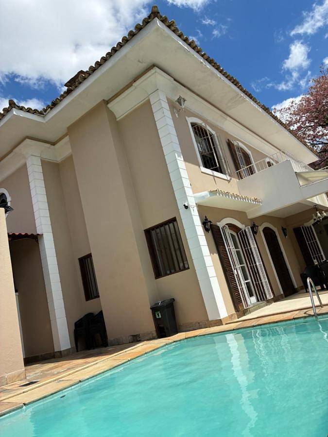 Casas e apartamentos de temporada para 2 pessoas, com piscina em Morumbi