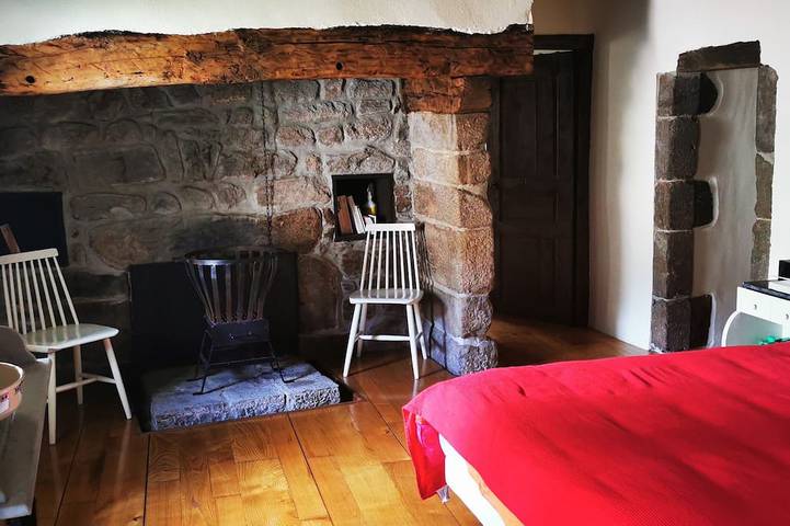 Location de vacances pour 12 personnes, avec balcon et jardin à Marcols-les-Eaux - 3