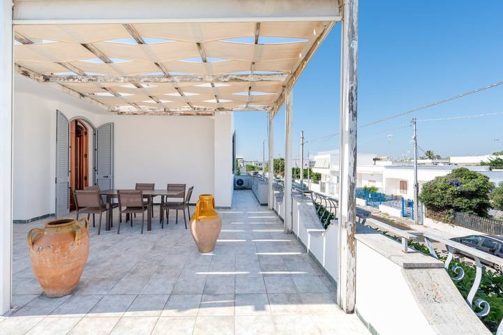 Gîte pour 6 personnes, avec jardin à Torre Dell'orso - 2