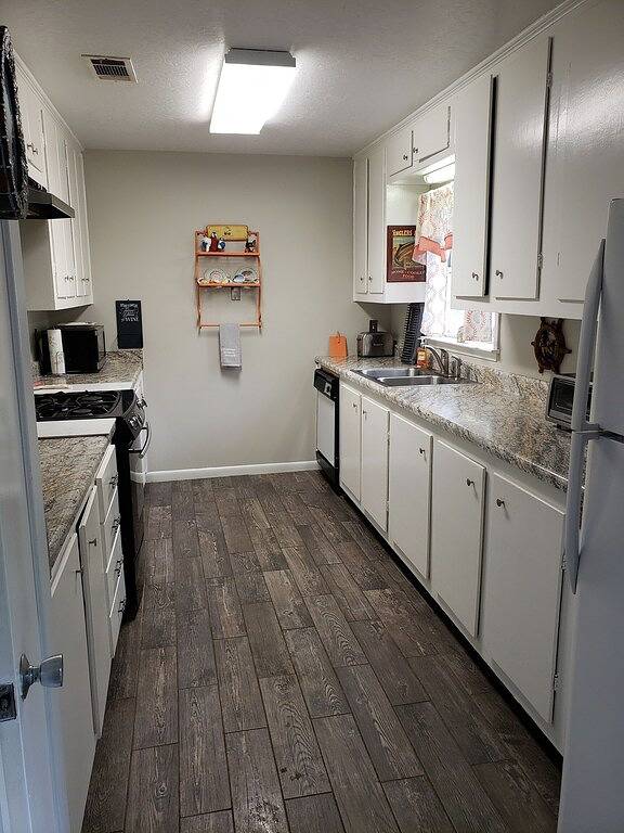 Vacation house for 8 people, with yard in Mississippi