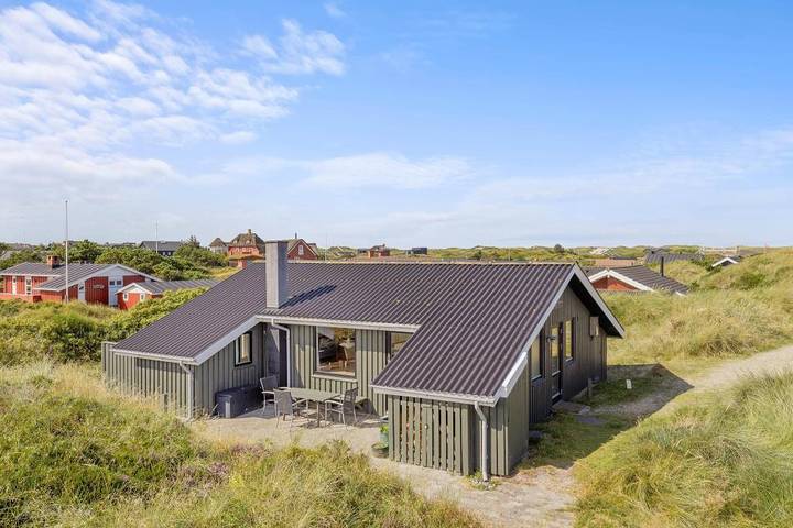 Ferienhaus für 5 Personen, mit Balkon/Terrasse und Terrasse in Vejers Strand